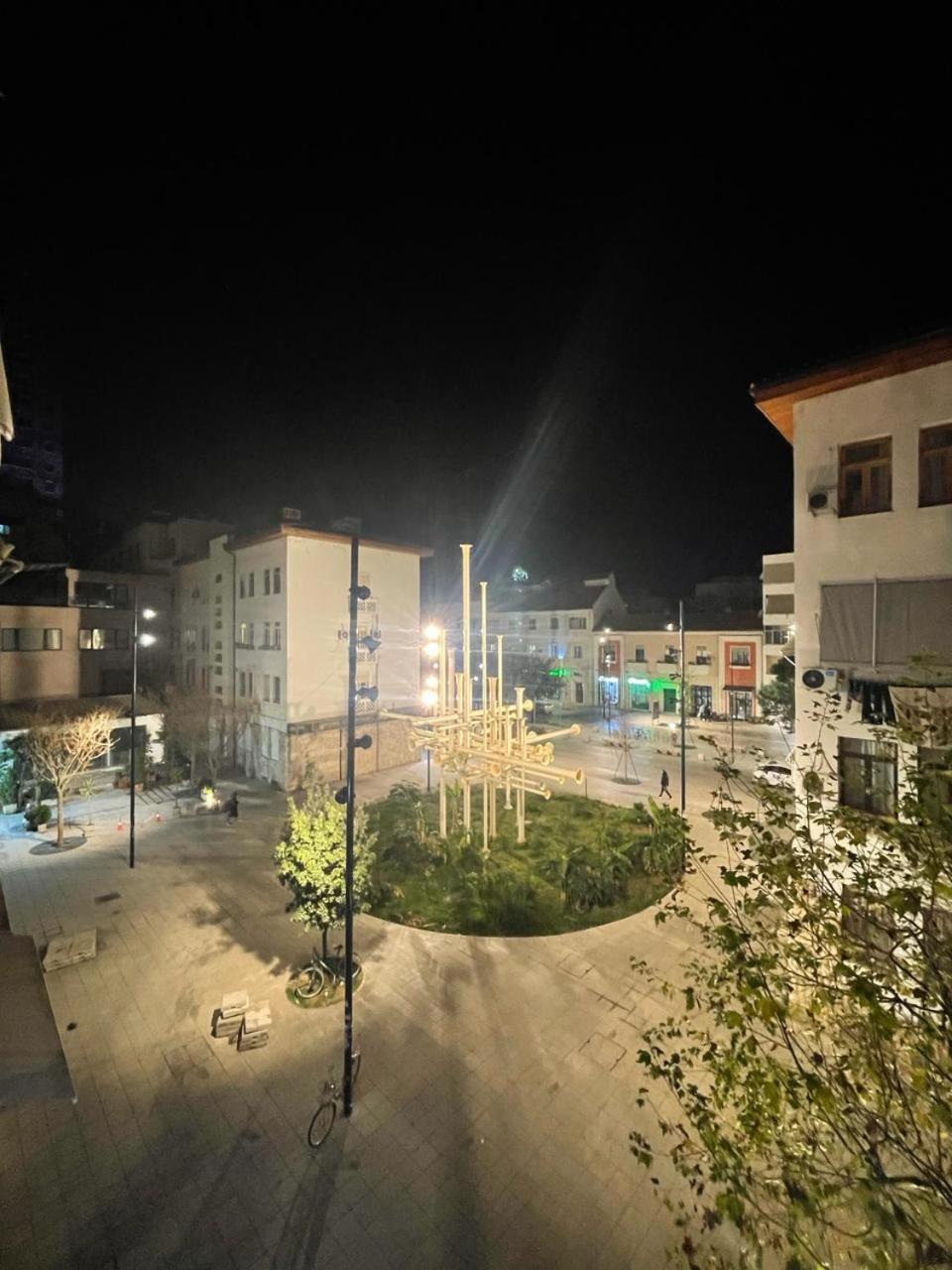 Trumpets Apartment Tirana Extérieur photo